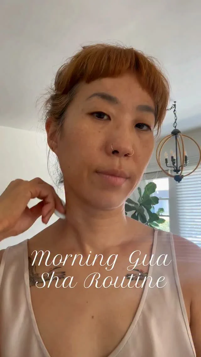 Morning Gua Sha Routine✨Start the day with me!!

Follow along, and remember to repeat each movement 3x. If you have more time, spend more time in each area and enjoy🕊️

#guasha #facialguasha #guashafacial #tcm #facialcare